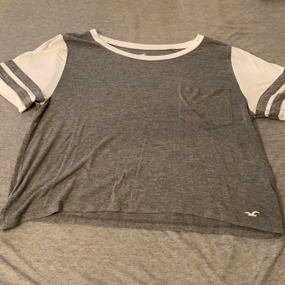 cropped t-shirt